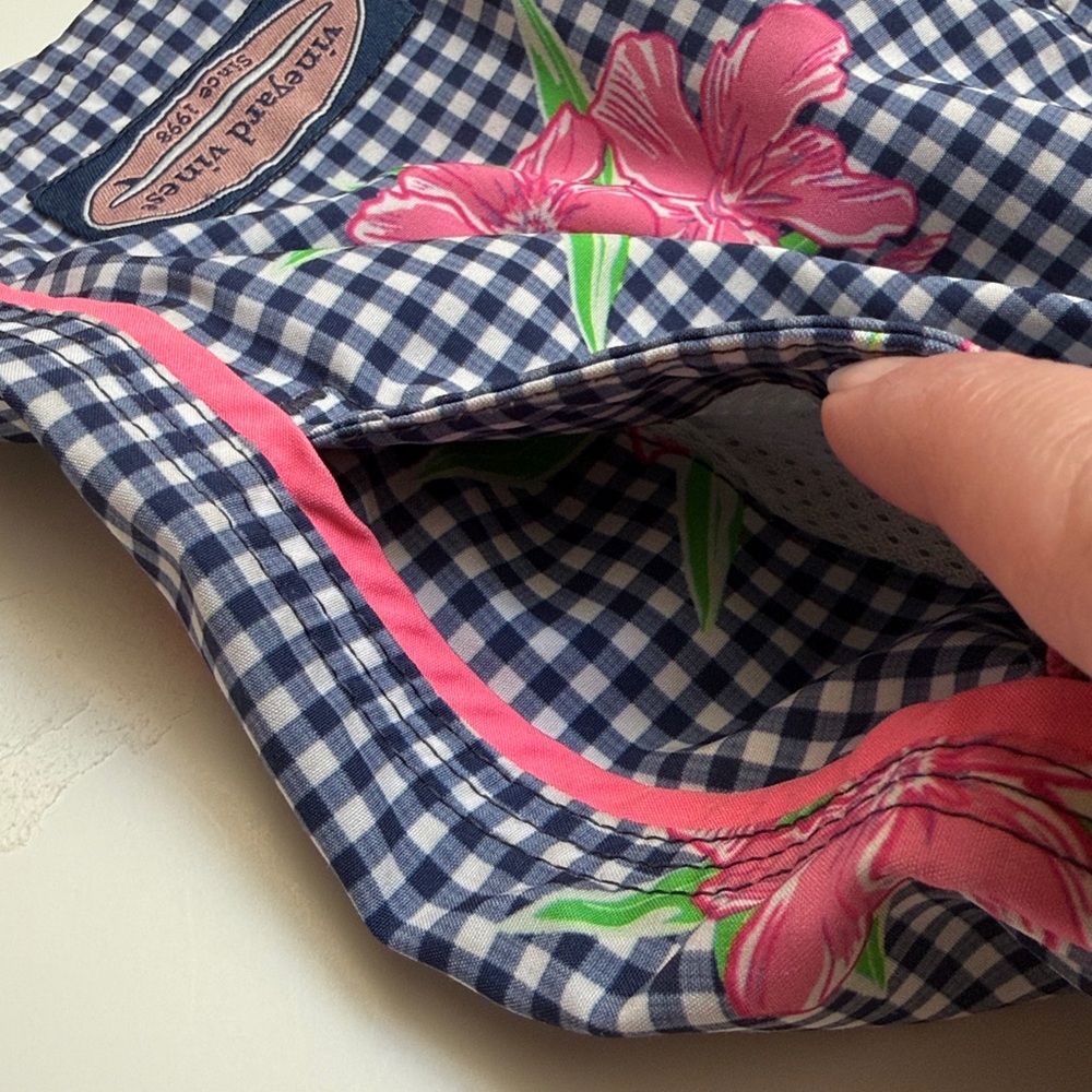 Vineyard Vines Navy Gingham Swim Shorts | 3T - Picture 7 of 7